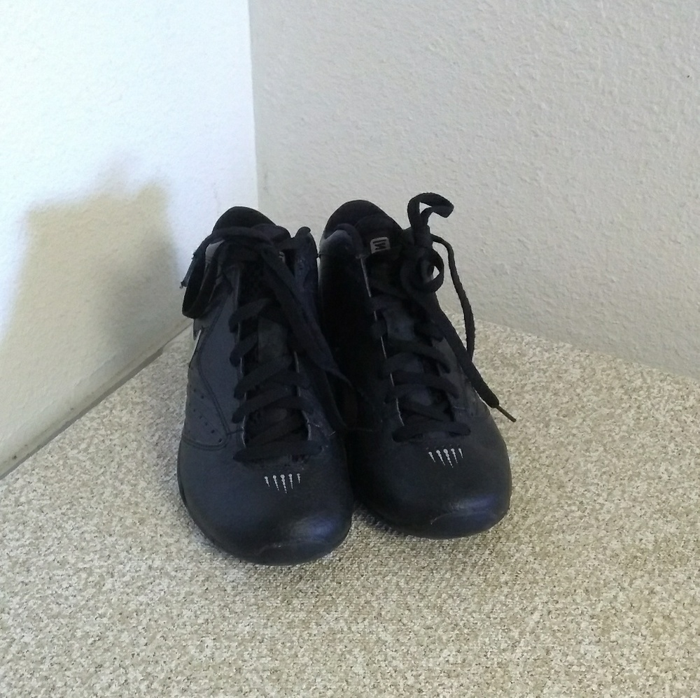 Nike Youth Basketball Shoes